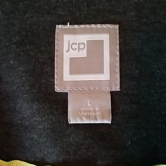 Blazer - Picture 2 of 4